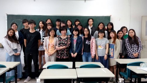 107學年度-鐘燕宜企業管理顧問-成人與企業員工諮商-性別友善的員工協助方案設計